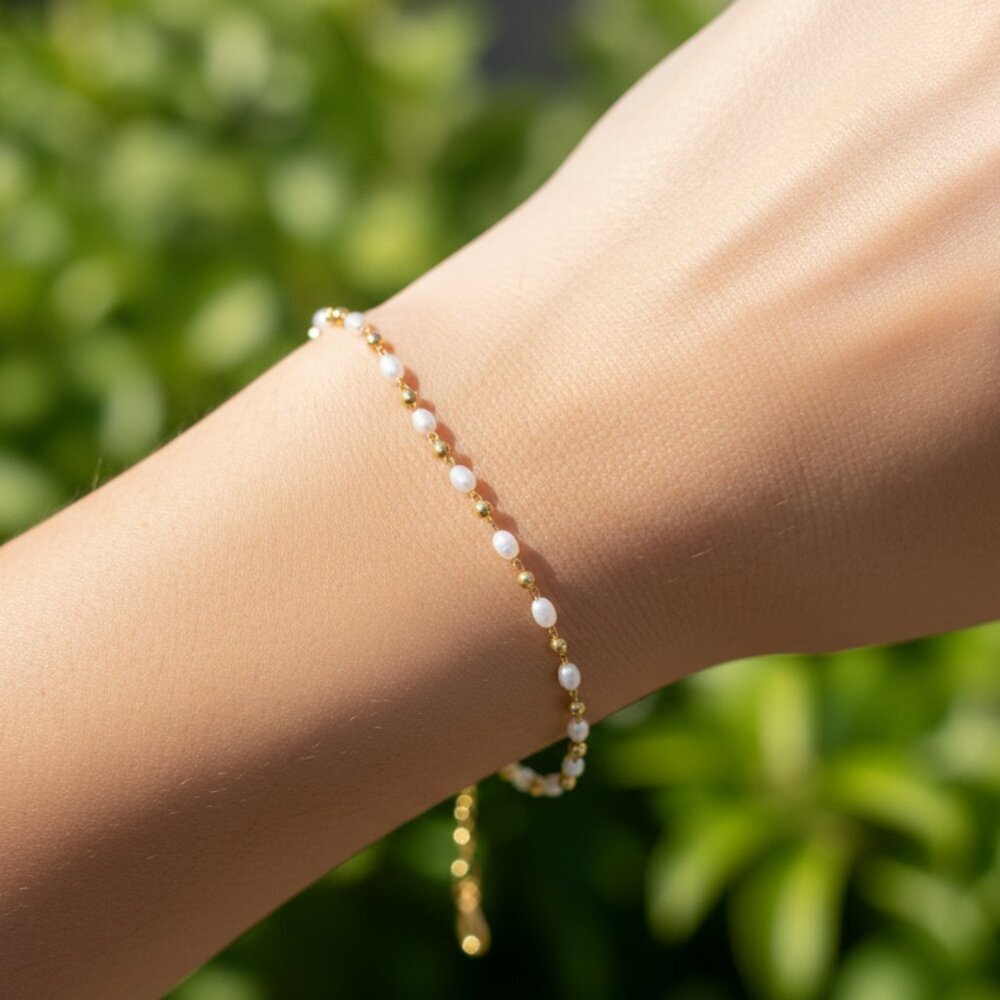 Chic & Stylish Bracelet – A Thoughtful Gift for Women and Girls, DYC1239